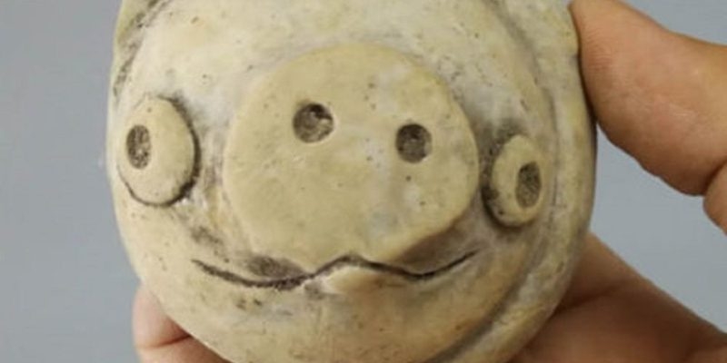 A 3,000-year-old figure appears in China just like a character from Angry Birds