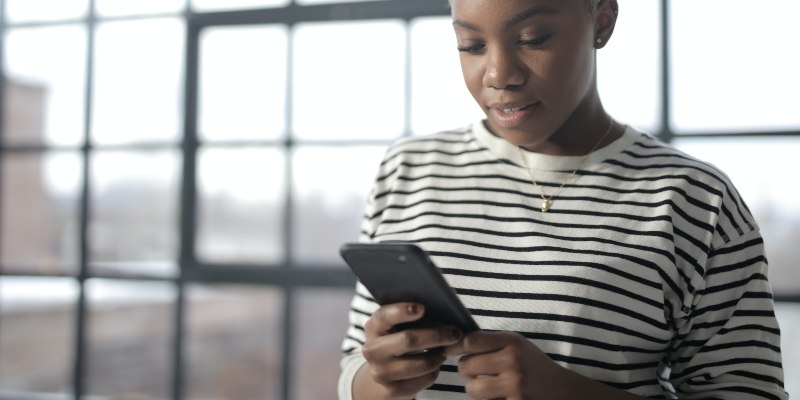 LINE threatens the reign of WhatsApp