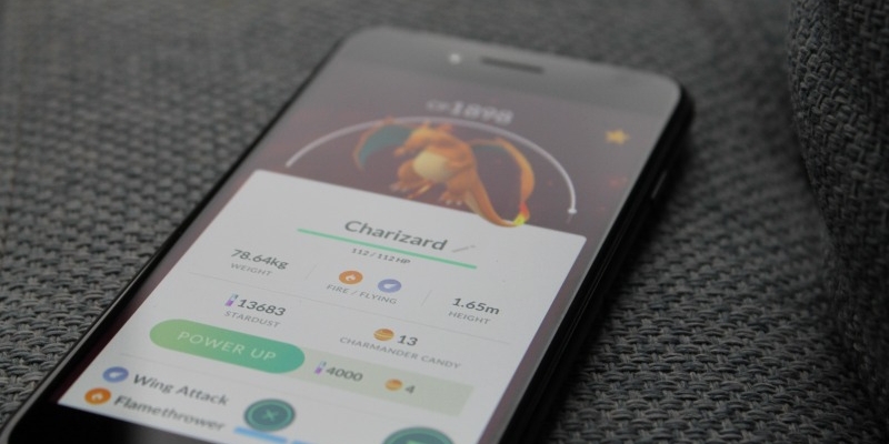 The Team Rocket Balloons arrive in the city